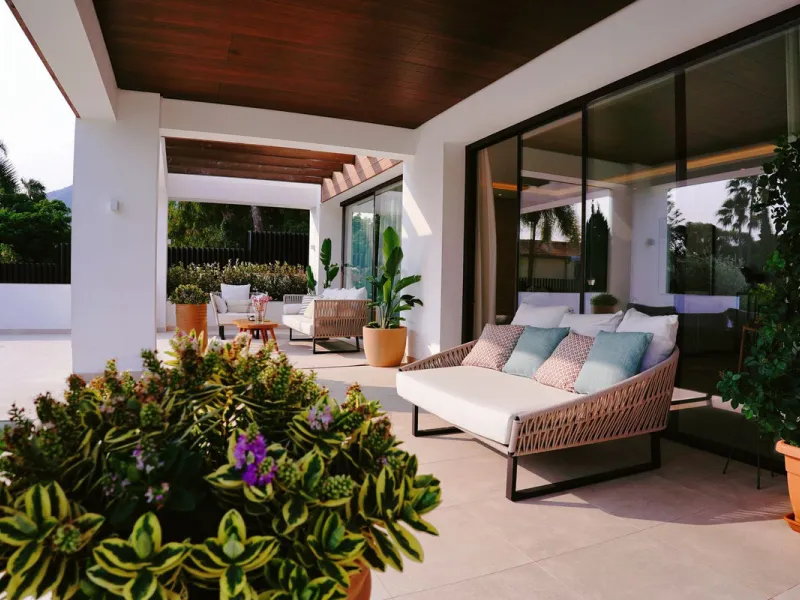Modern luxury villa of exceptional qualities is located in a gated community, consisting of only 12 villas, with 24 hour security guards and concierge services situated in a green oasis on the edge of the famous Golden Mile and just a few metres from the 