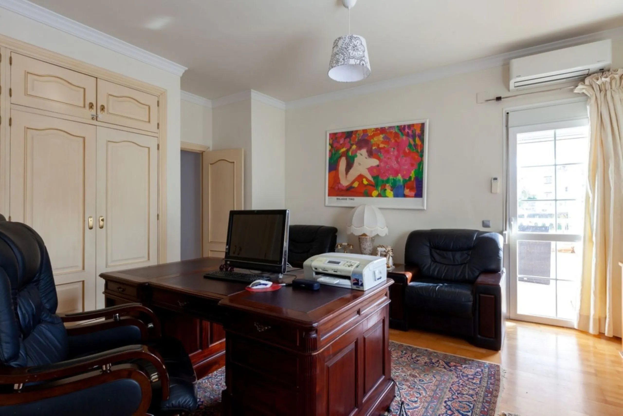 House - Detached Villa в продаже в Mijas, Málaga. В доме 5 спален и 5 ванных комнат. Площадь дома 601 м². Площадь участка 1290 м²