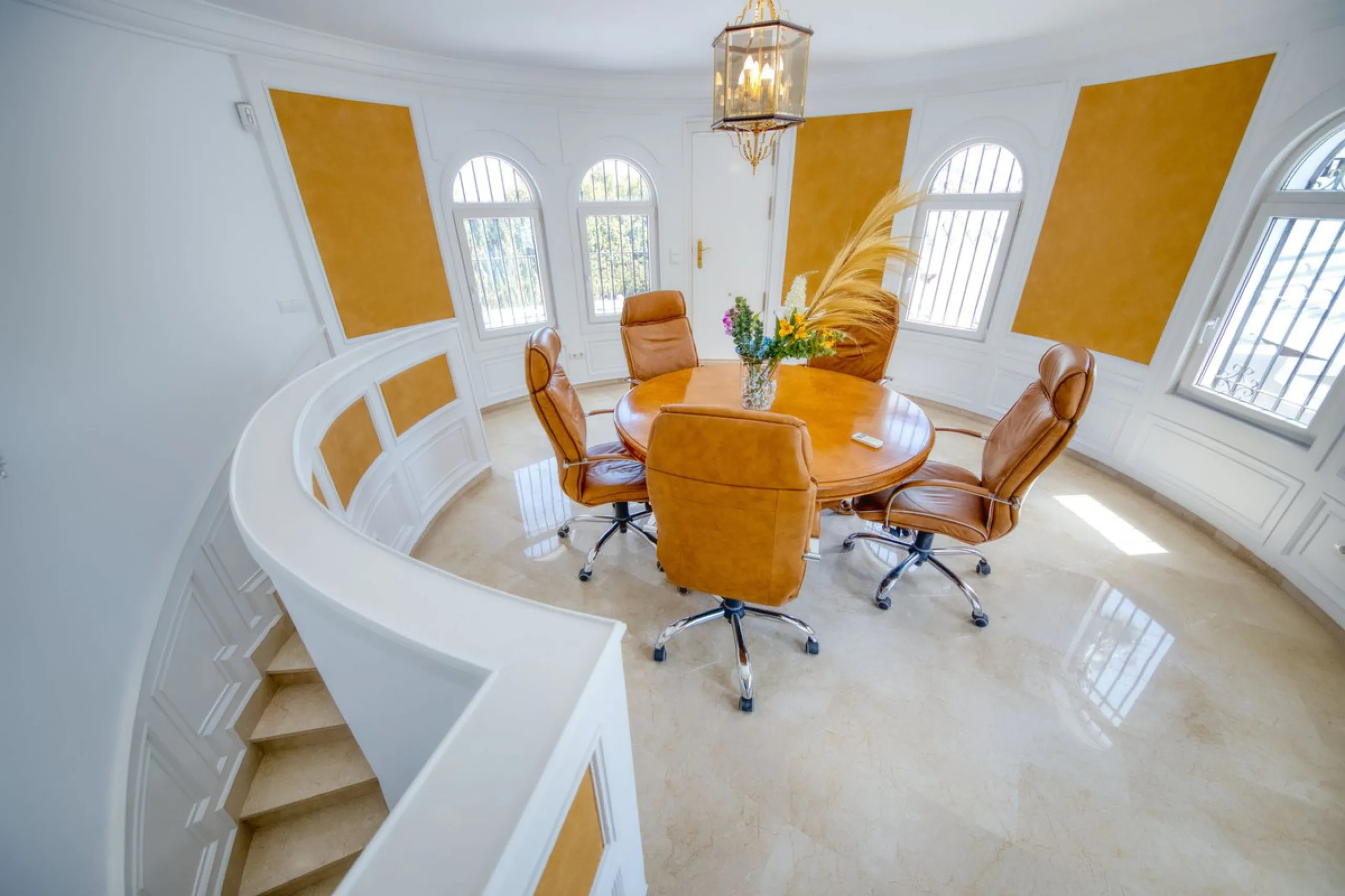 LUXURY VILLA – 2000 SQM PLOT – BENALMADENA