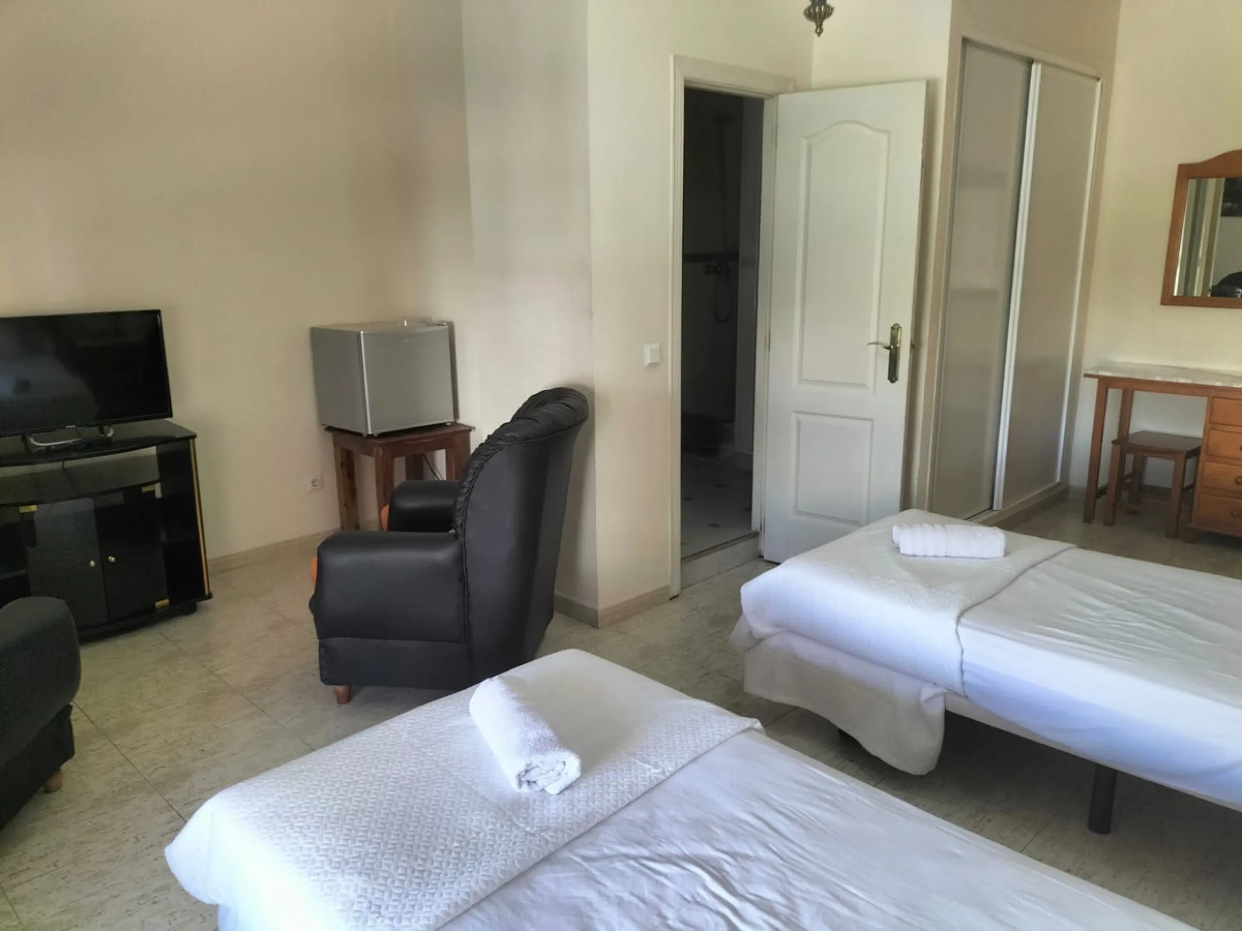 Hostel for Sale - Great Investment Opportunity in San Pedro Alcántara