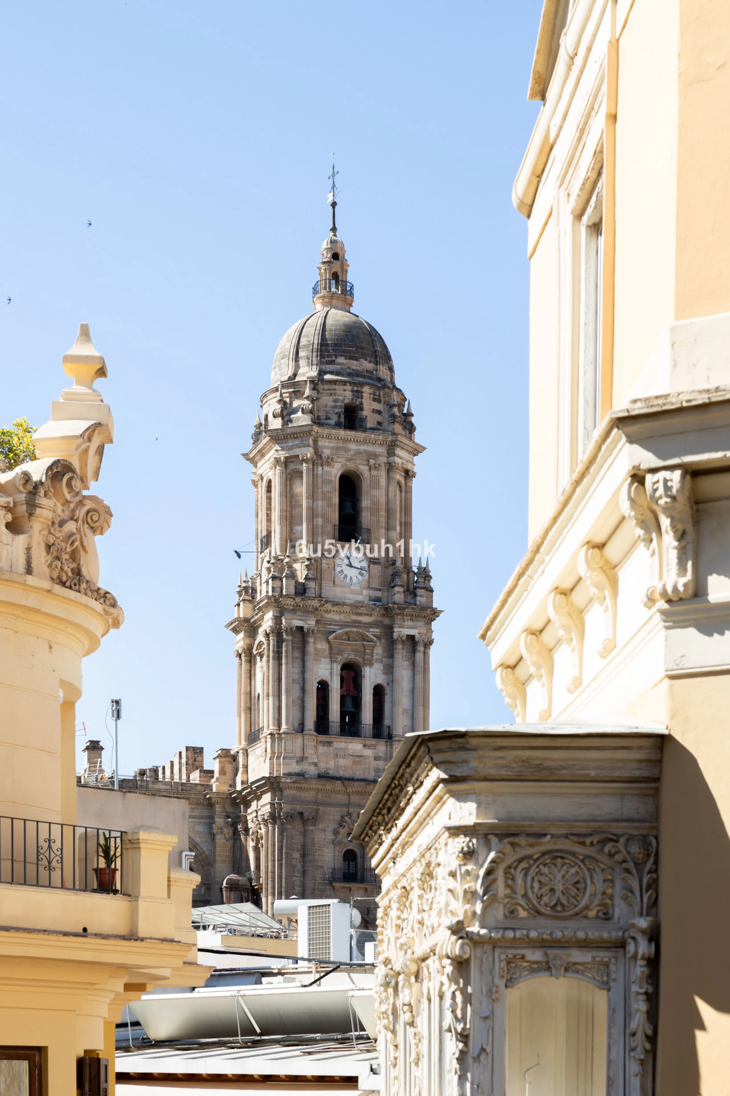 Apartment - Middle Floor Apartment в продаже в Málaga, Málaga. В доме 3 спален и 2 ванных комнат. Площадь дома 106 м²