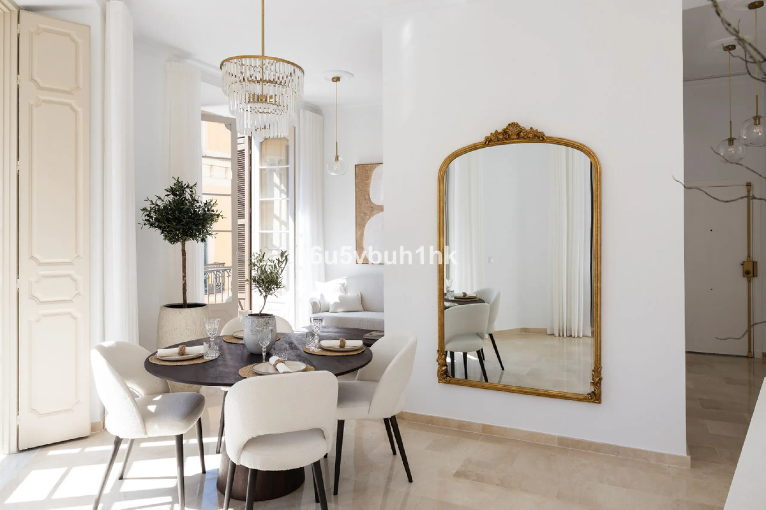 Apartment - Middle Floor Apartment в продаже в Málaga, Málaga. В доме 3 спален и 2 ванных комнат. Площадь дома 106 м²