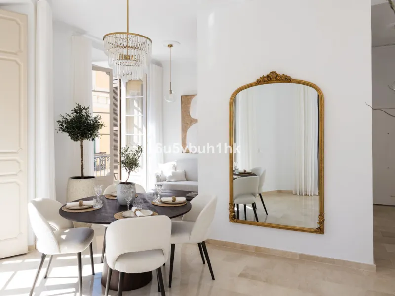 Apartment - Middle Floor Apartment в продаже в Málaga, Málaga. В доме 3 спален и 2 ванных комнат. Площадь дома 106 м²