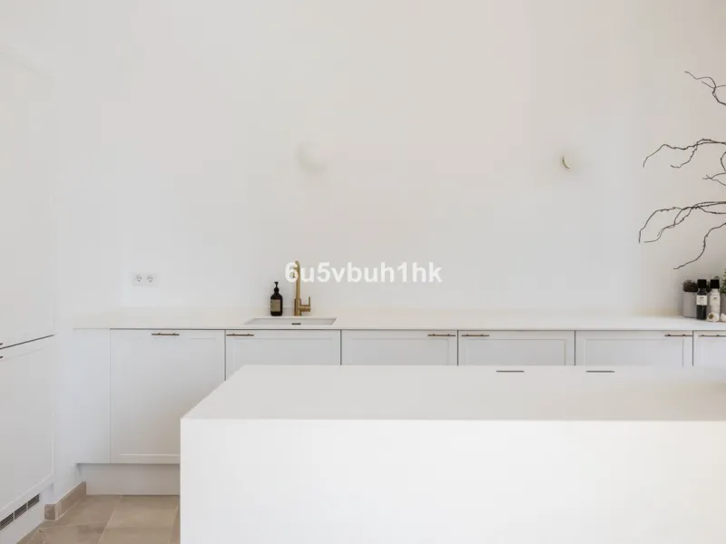 Apartment - Middle Floor Apartment в продаже в Málaga, Málaga. В доме 3 спален и 2 ванных комнат. Площадь дома 106 м²