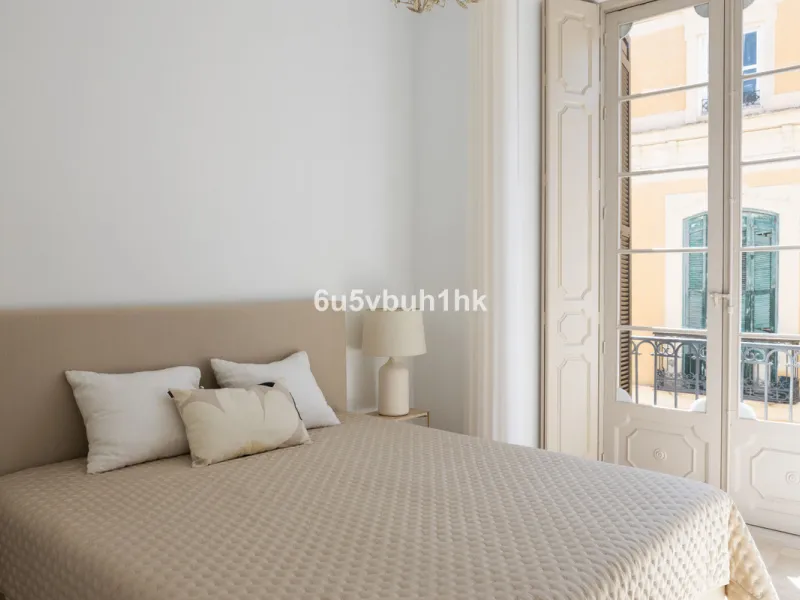 Apartment - Middle Floor Apartment в продаже в Málaga, Málaga. В доме 3 спален и 2 ванных комнат. Площадь дома 106 м²