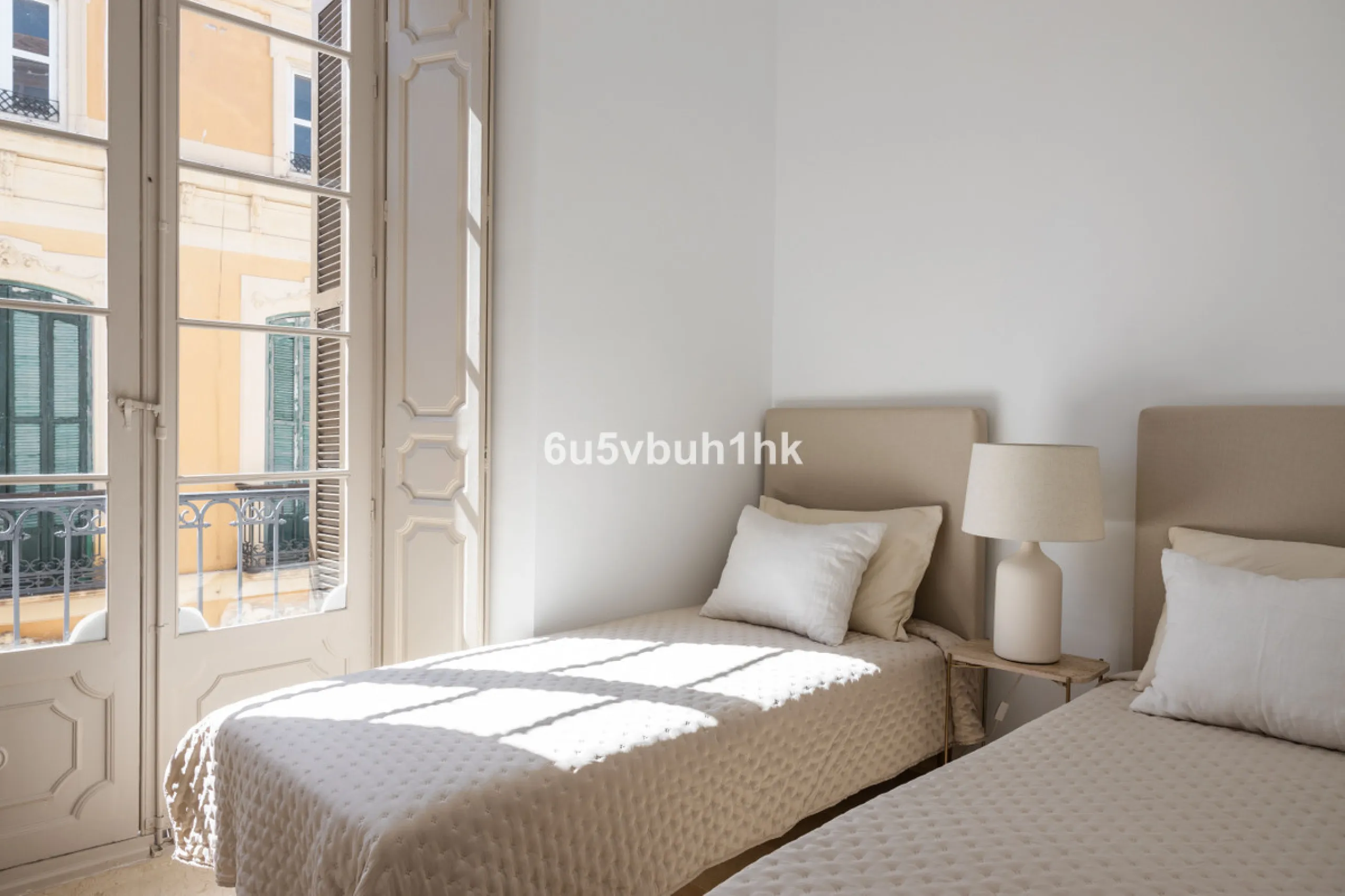 Apartment - Middle Floor Apartment в продаже в Málaga, Málaga. В доме 3 спален и 2 ванных комнат. Площадь дома 106 м²