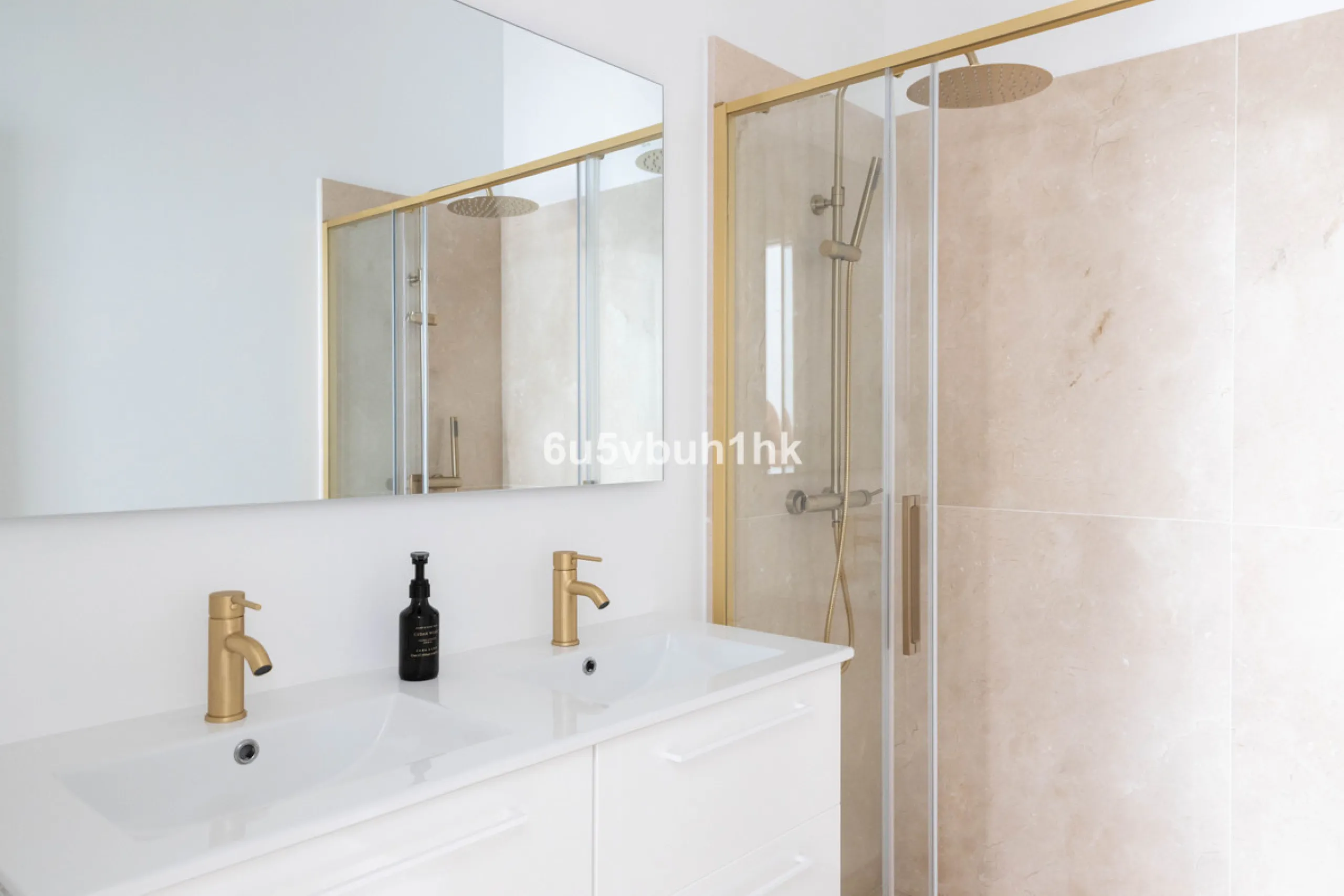 Apartment - Middle Floor Apartment в продаже в Málaga, Málaga. В доме 3 спален и 2 ванных комнат. Площадь дома 106 м²