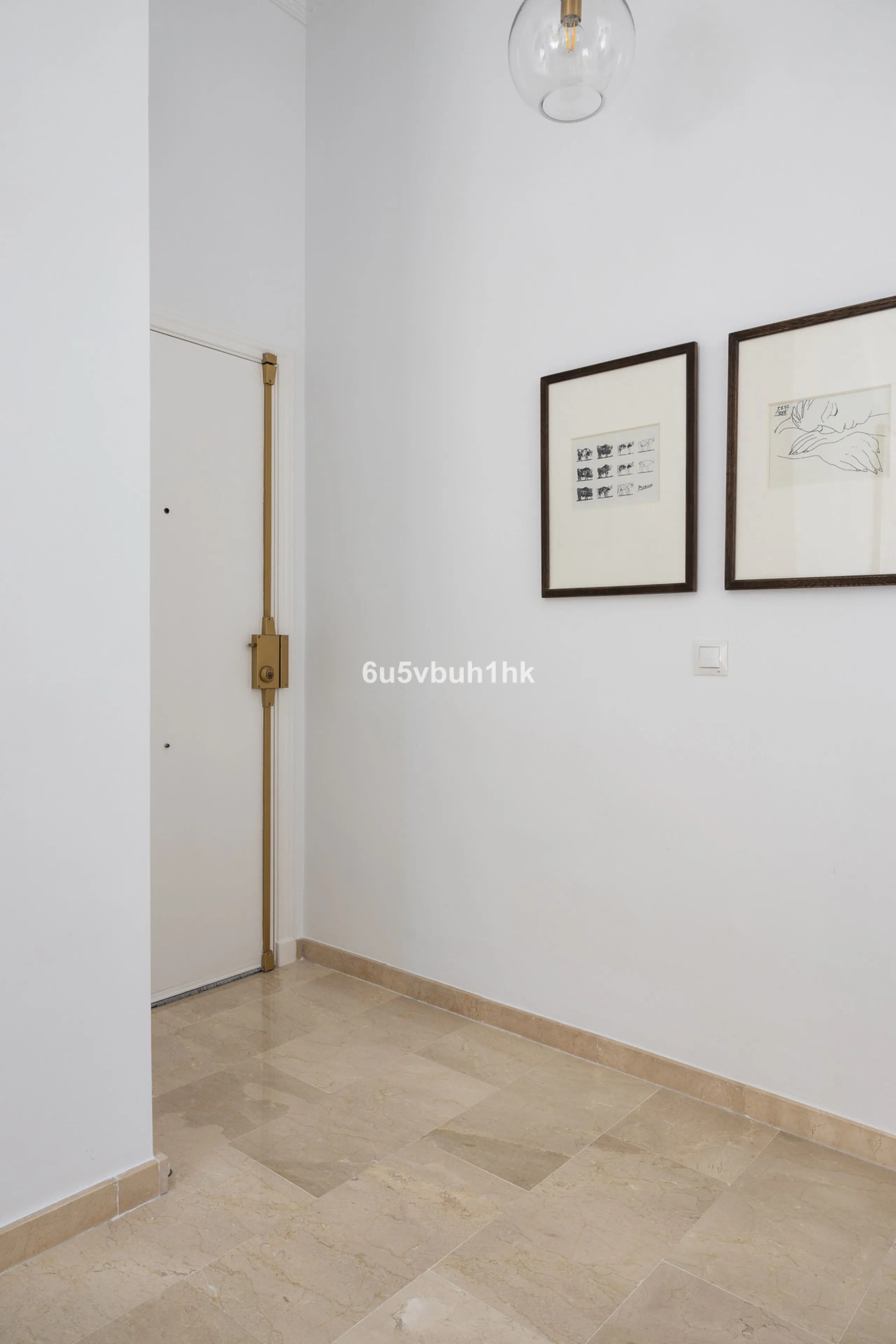 Apartment - Middle Floor Apartment в продаже в Málaga, Málaga. В доме 3 спален и 2 ванных комнат. Площадь дома 106 м²