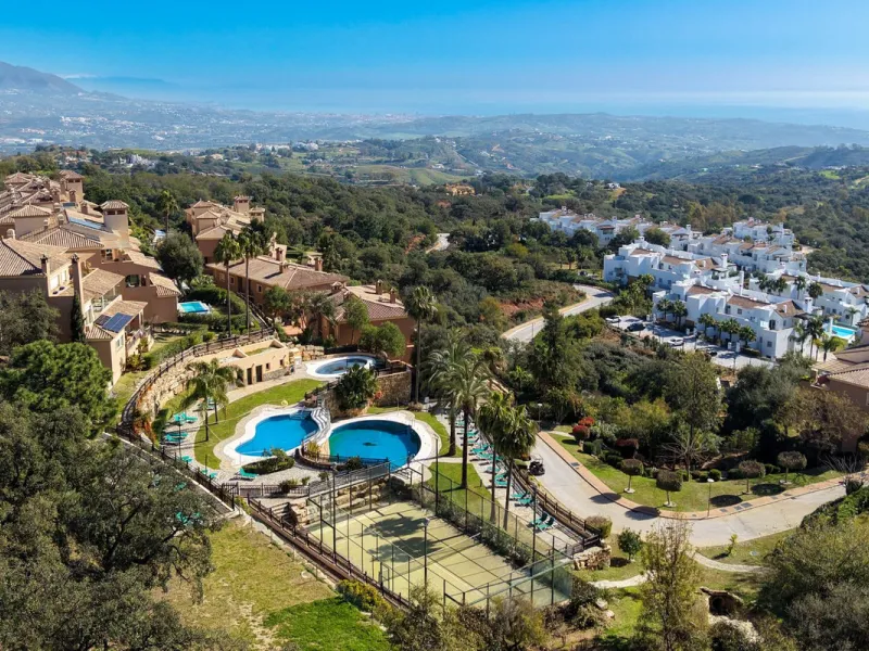 Duplex, La Mairena, Costa del Sol.