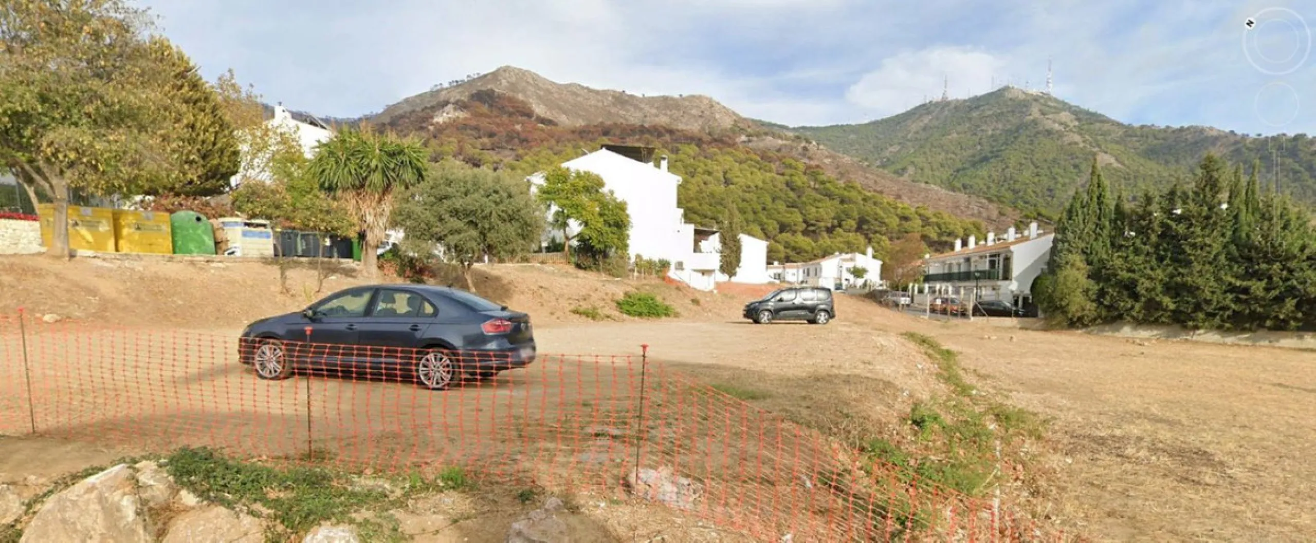 2 COMMERCIAL PLOTS FOR SALE near MIJAS PUEBLO with project to build promotion of: