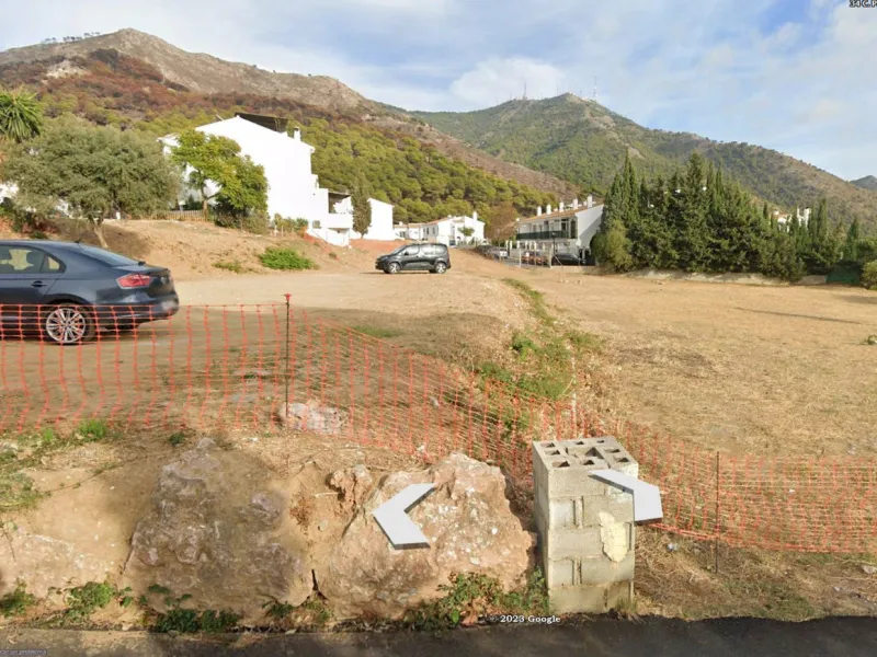 2 COMMERCIAL PLOTS FOR SALE near MIJAS PUEBLO with project to build promotion of: