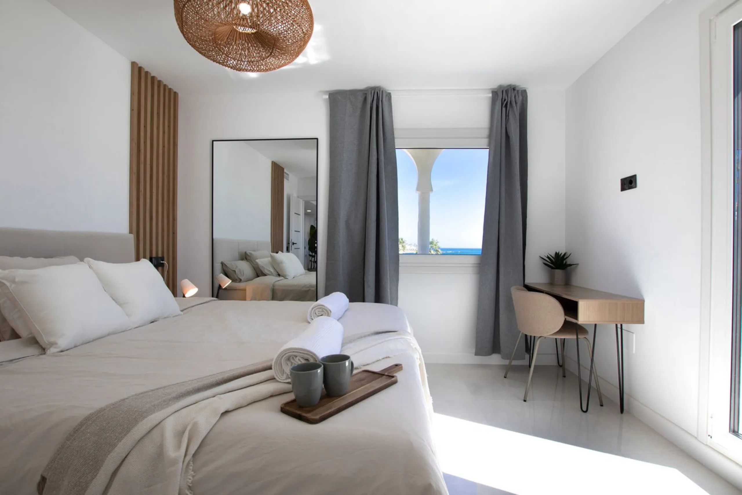Exclusively! This unique penthouse for rent is located on the Costa del Sol, front line beach, with stunning views of the sea, sand, beach, Africa, Gibraltar, the promenade.
