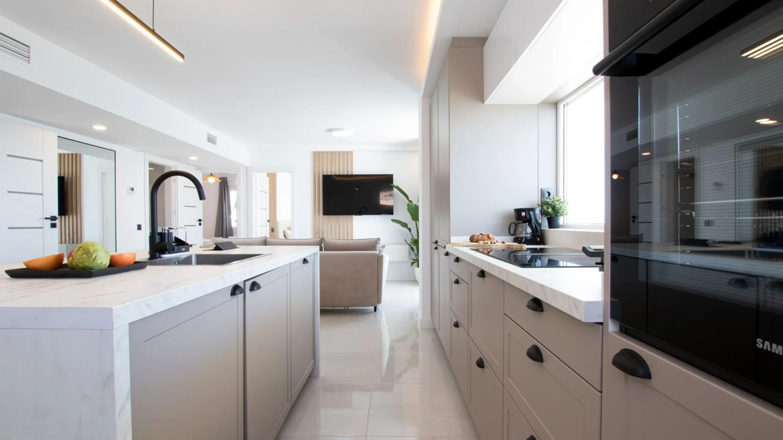 Exclusively! This unique penthouse for rent is located on the Costa del Sol, front line beach, with stunning views of the sea, sand, beach, Africa, Gibraltar, the promenade.