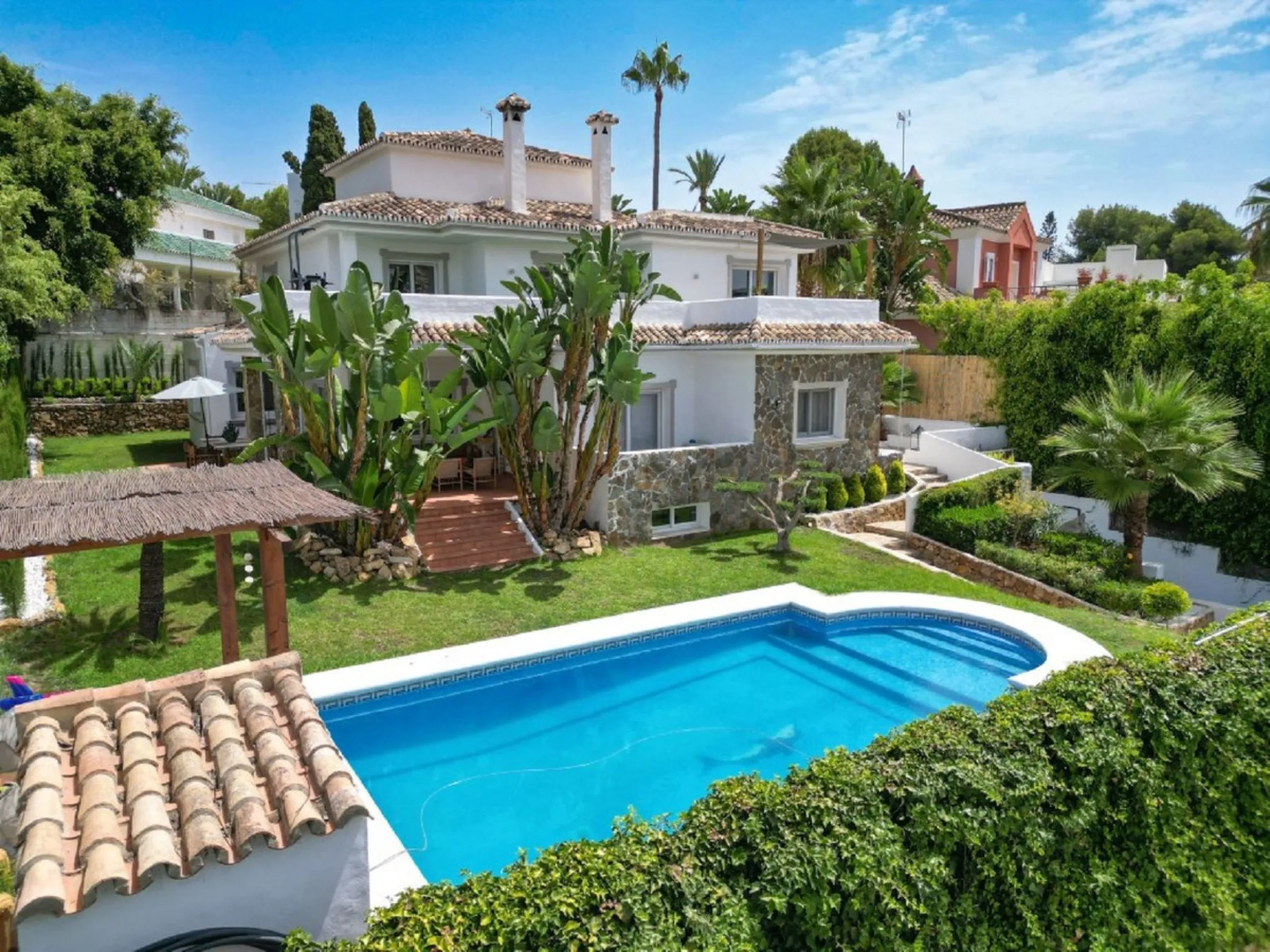 Beautifully renovated Private villa in Dame de Noche