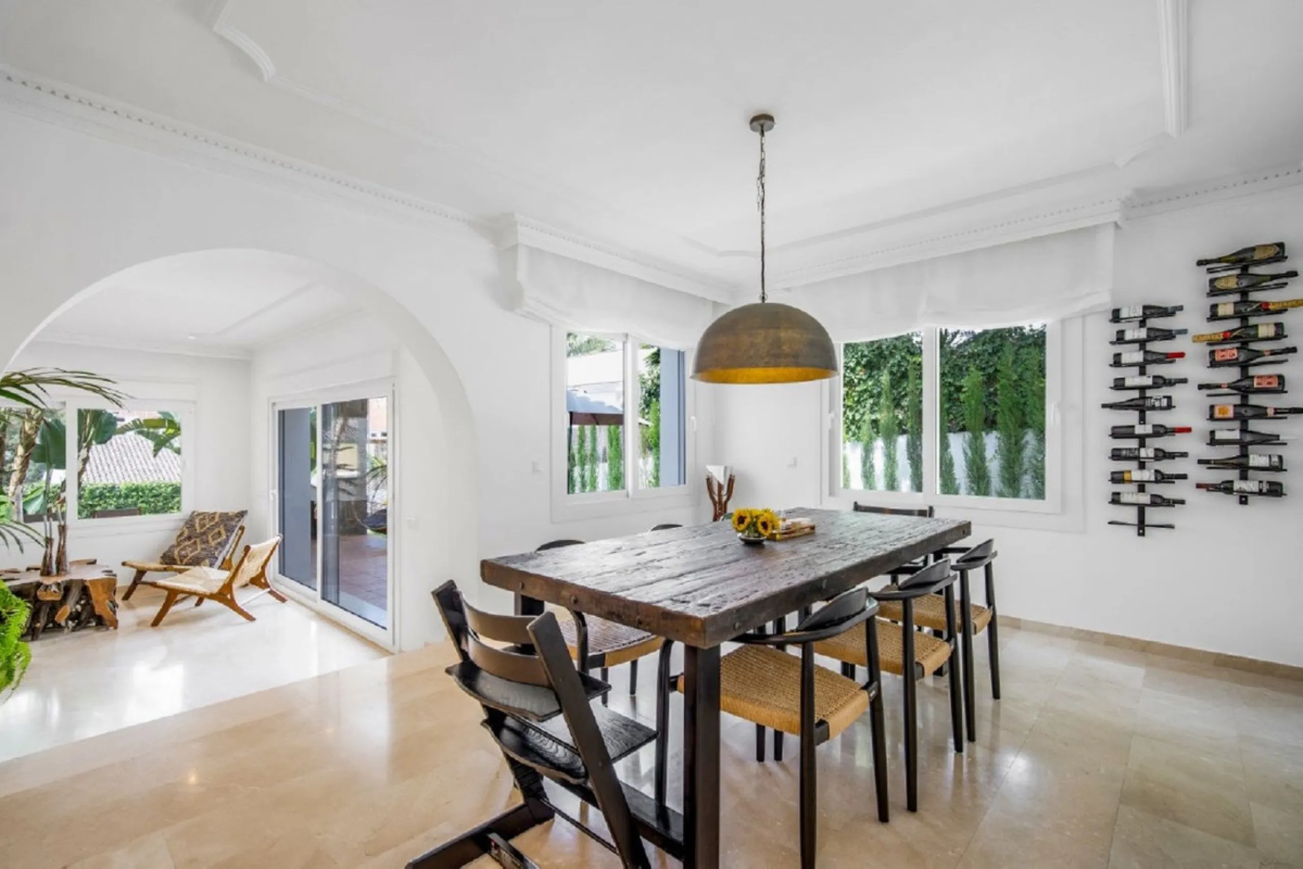 Beautifully renovated Private villa in Dame de Noche