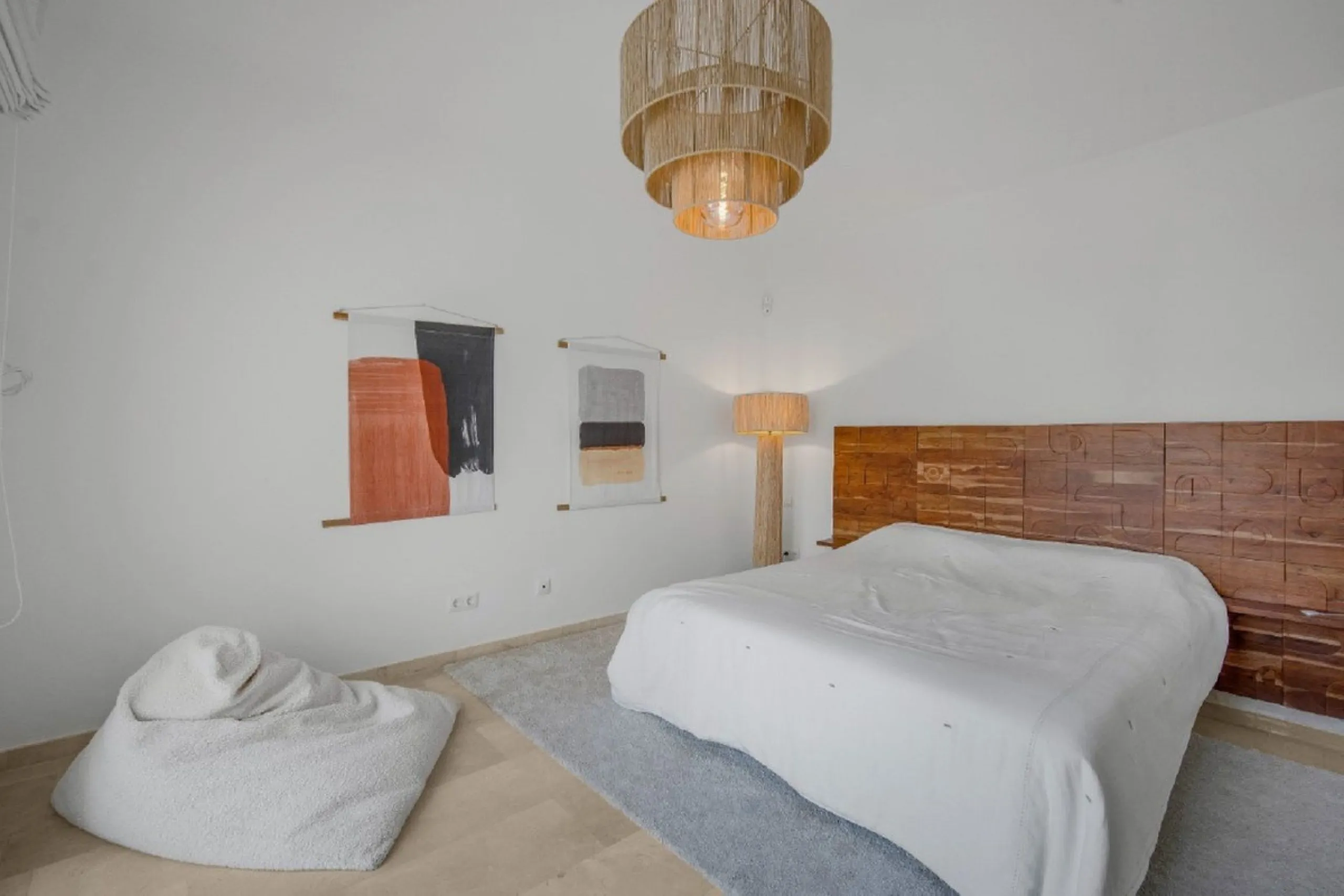 Beautifully renovated Private villa in Dame de Noche