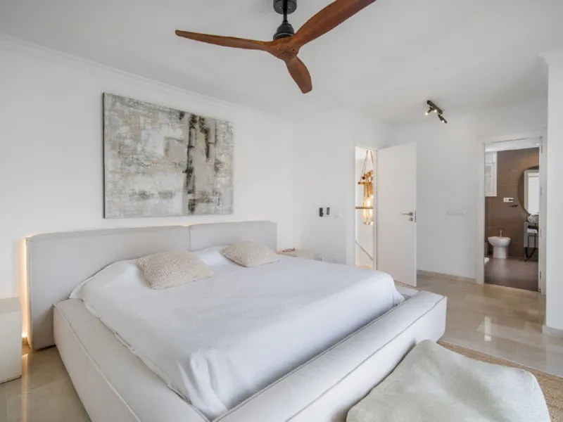 Beautifully renovated Private villa in Dame de Noche
