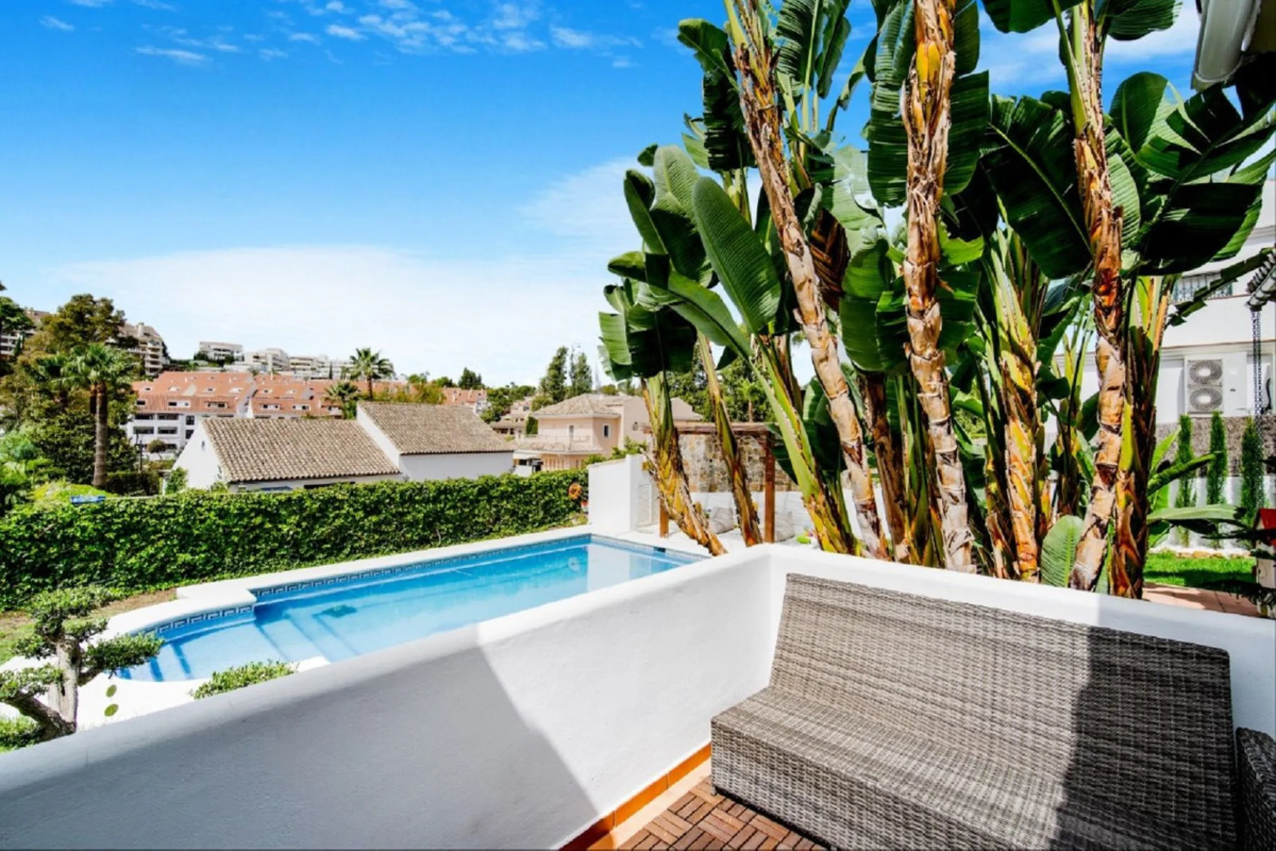 Beautifully renovated Private villa in Dame de Noche