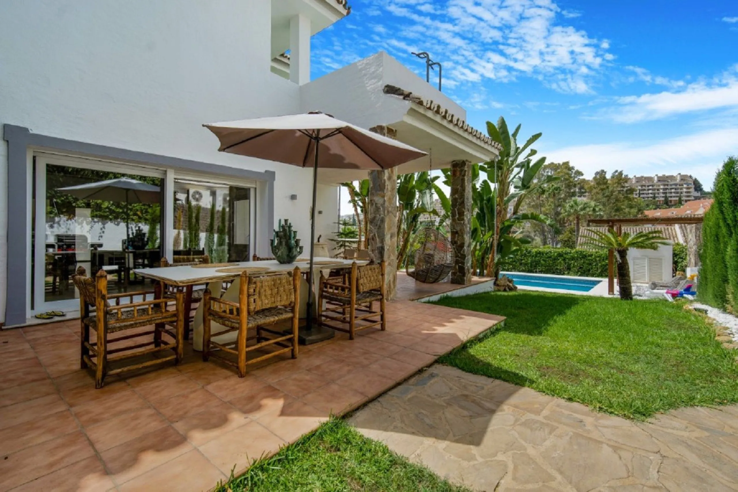 Beautifully renovated Private villa in Dame de Noche