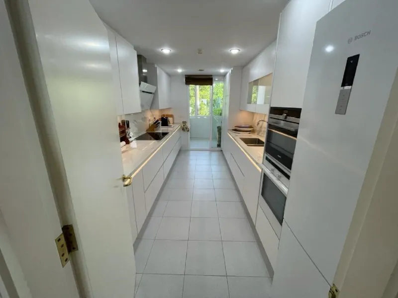 SECOND FLOOR APARTMENT IN LOS GRANADOS II IN PUERTO BANUS