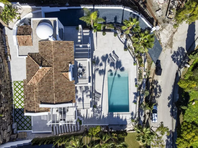 Fully renovated (key ready) completely furnished villa in the Los Flamingos Golf Resort