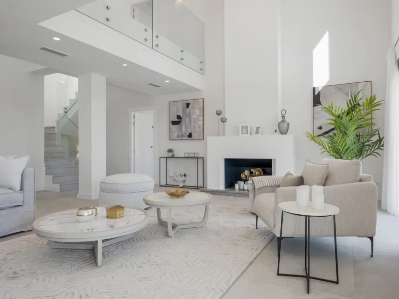 Fully renovated (key ready) completely furnished villa in the Los Flamingos Golf Resort