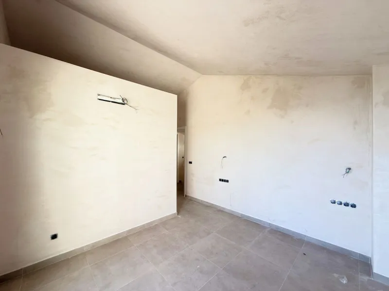 House - Semi-Detached House в продаже в Estepona, Málaga. В доме 2 спален и 2 ванных комнат. Площадь дома 124 м². Площадь участка 151 м²