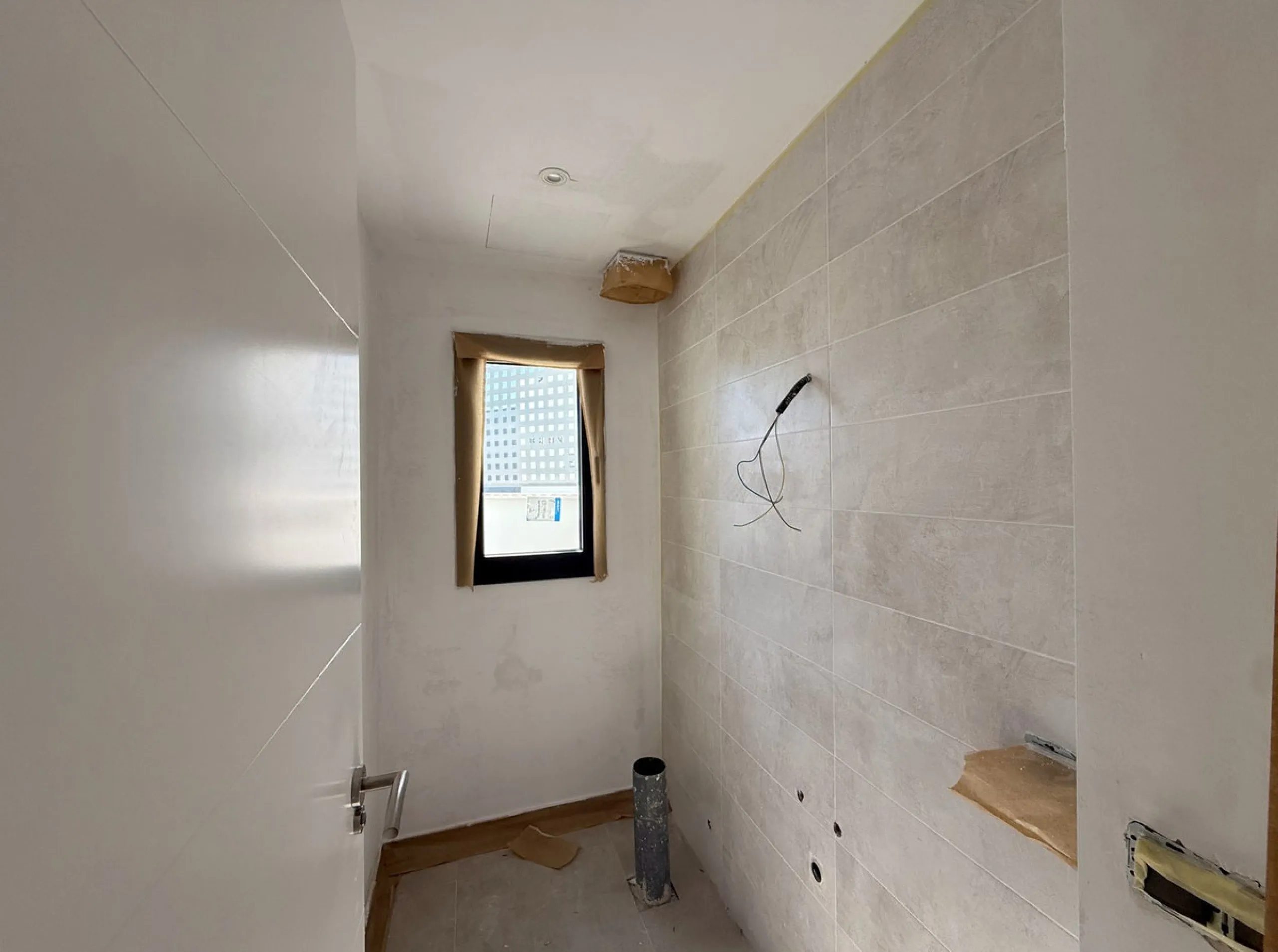 House - Semi-Detached House в продаже в Estepona, Málaga. В доме 2 спален и 2 ванных комнат. Площадь дома 124 м². Площадь участка 151 м²