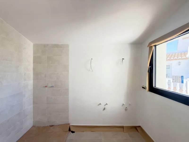 House - Semi-Detached House в продаже в Estepona, Málaga. В доме 2 спален и 2 ванных комнат. Площадь дома 124 м². Площадь участка 151 м²