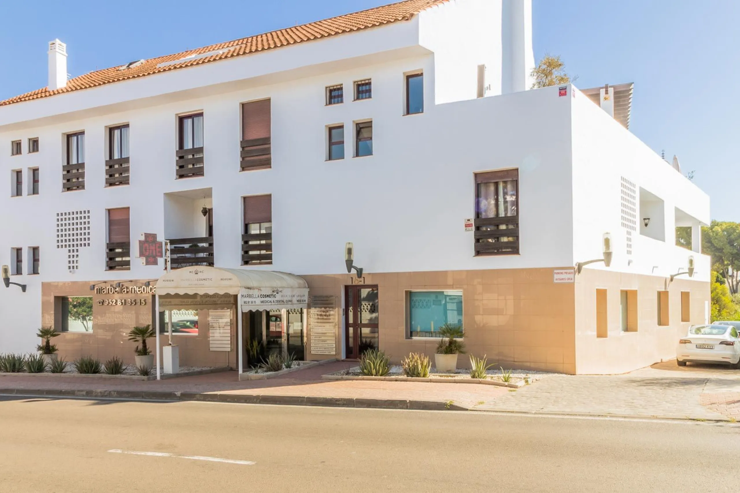 Unique Opportunity for Commercial Premises in Nueva Andalucia, Marbella