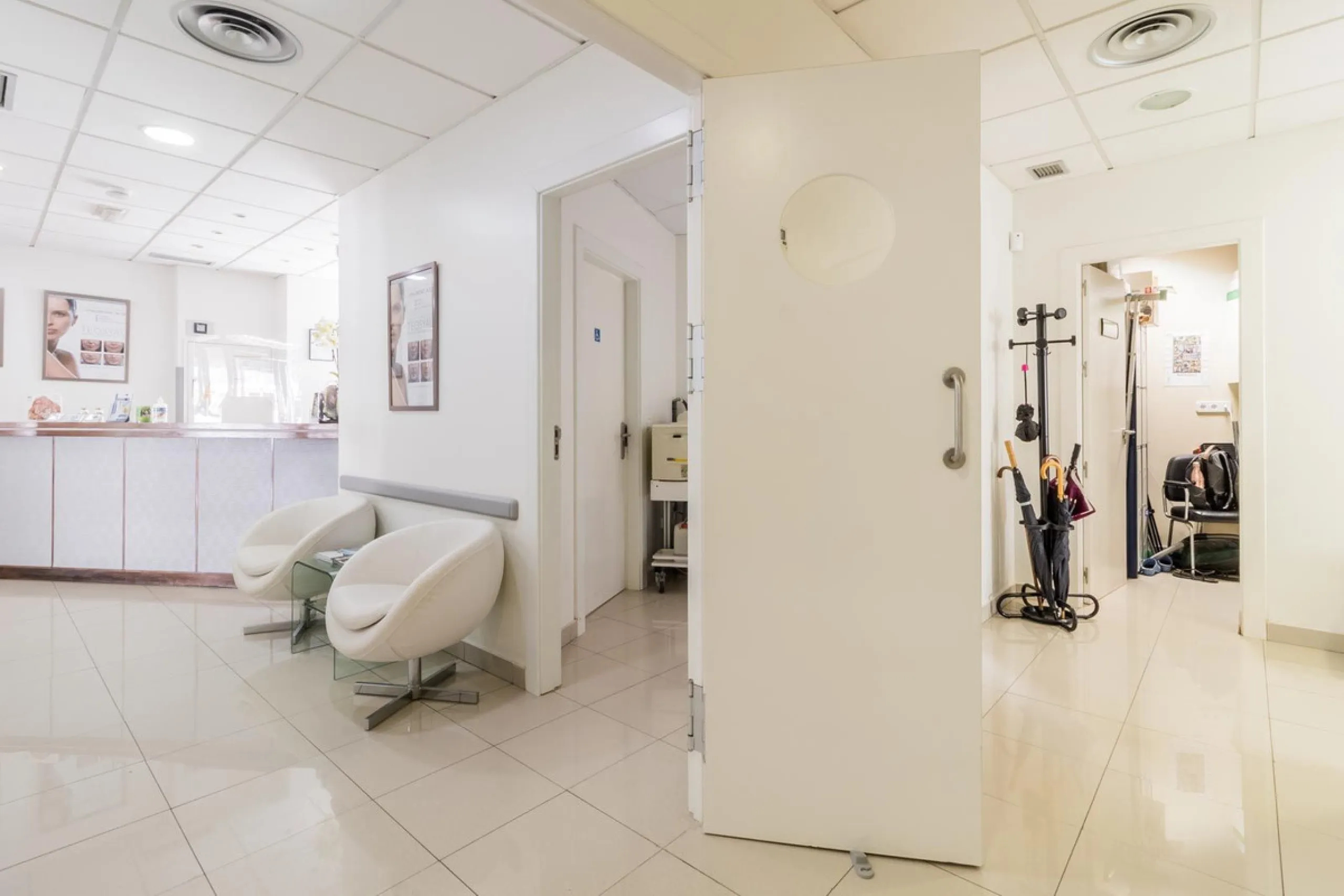 Unique Opportunity for Commercial Premises in Nueva Andalucia, Marbella