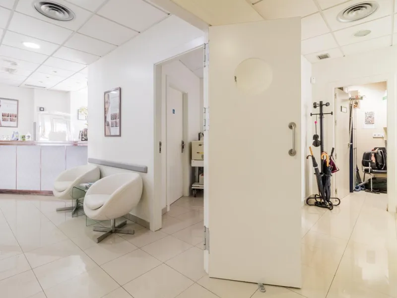Unique Opportunity for Commercial Premises in Nueva Andalucia, Marbella