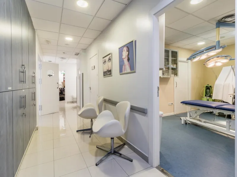 Unique Opportunity for Commercial Premises in Nueva Andalucia, Marbella