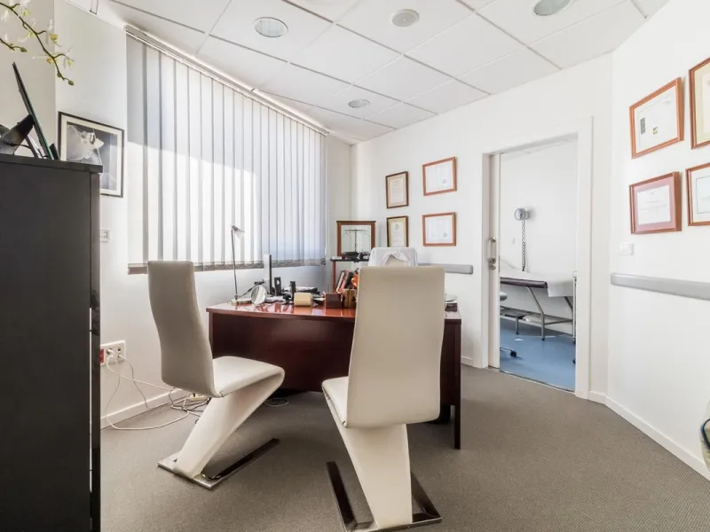 Unique Opportunity for Commercial Premises in Nueva Andalucia, Marbella
