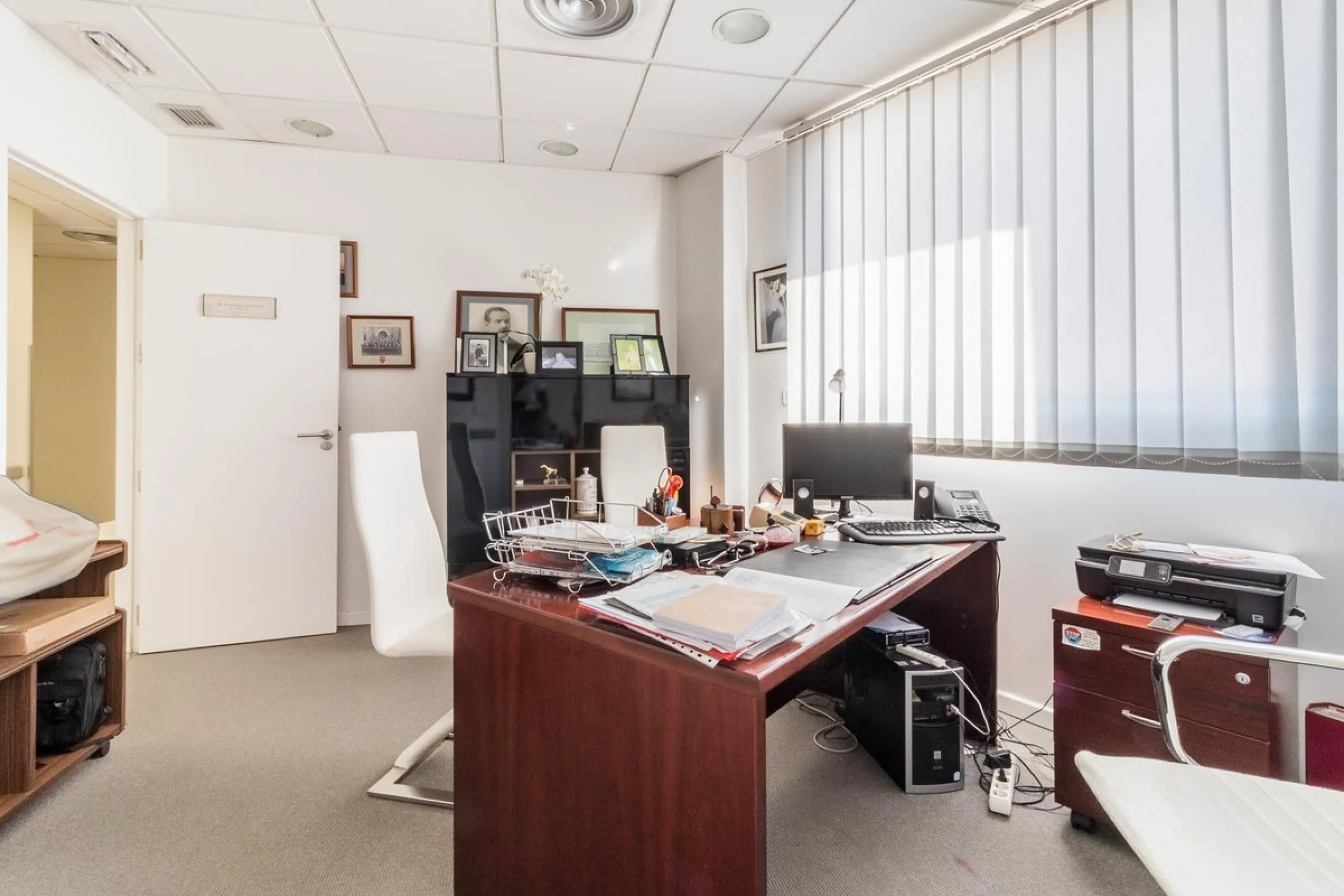 Unique Opportunity for Commercial Premises in Nueva Andalucia, Marbella
