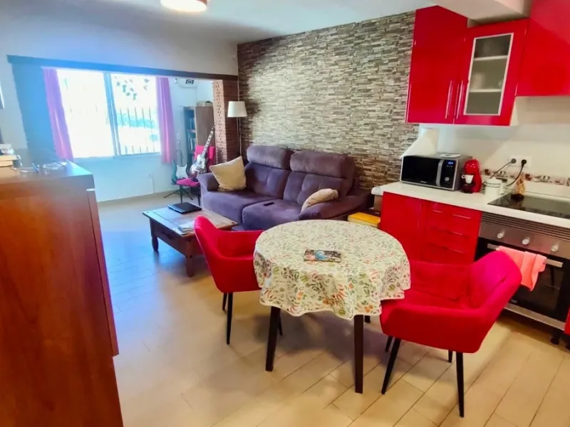 Apartment - Middle Floor Apartment в продаже в Mijas, Málaga. В доме 3 спален и 1 ванных комнат. Площадь дома 73 м²