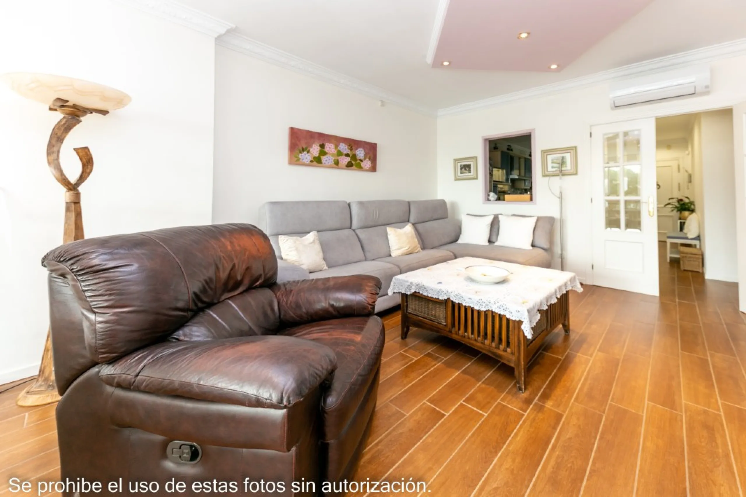 Large apartment in La Cala de Mijas on the second line of the beach.