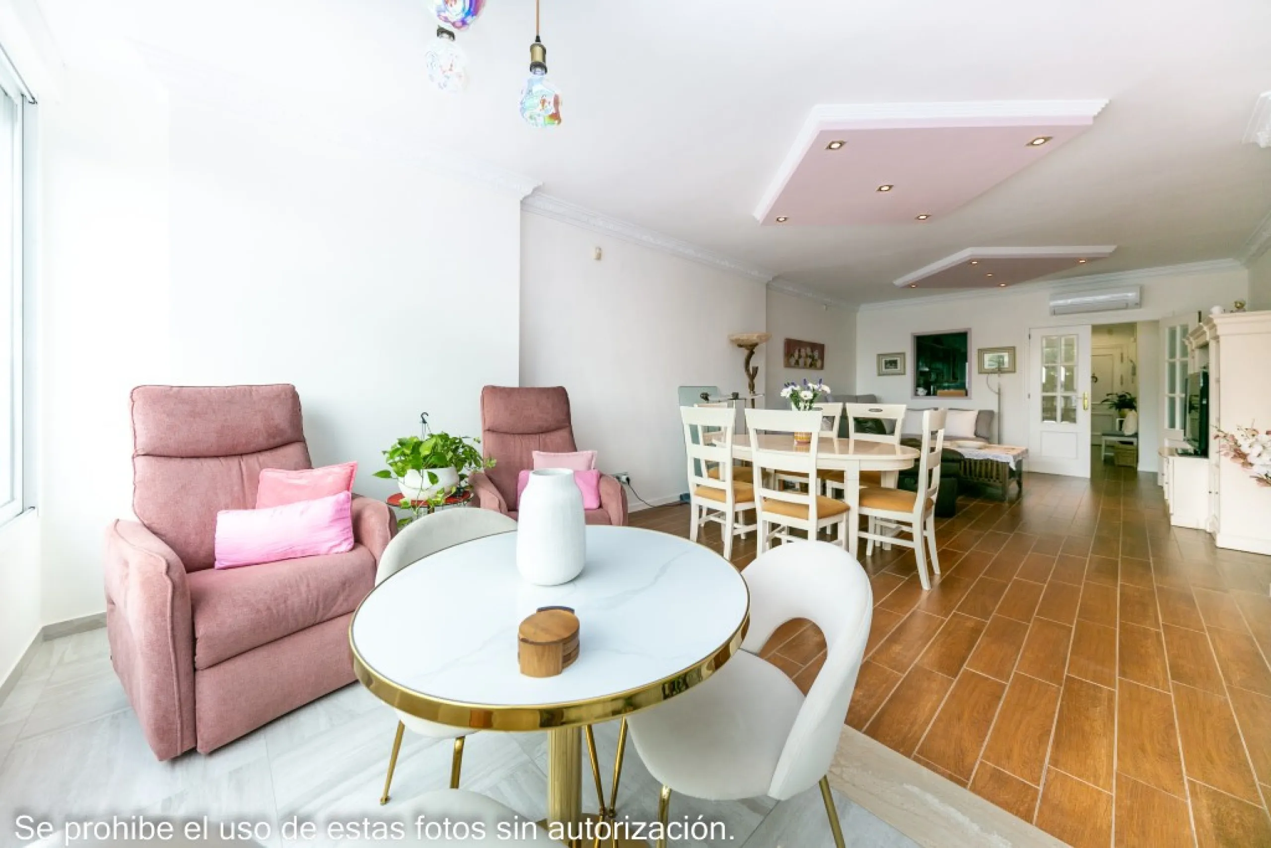 Large apartment in La Cala de Mijas on the second line of the beach.
