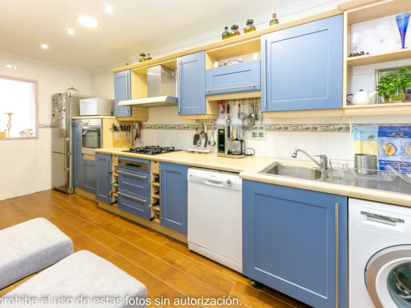 Large apartment in La Cala de Mijas on the second line of the beach.