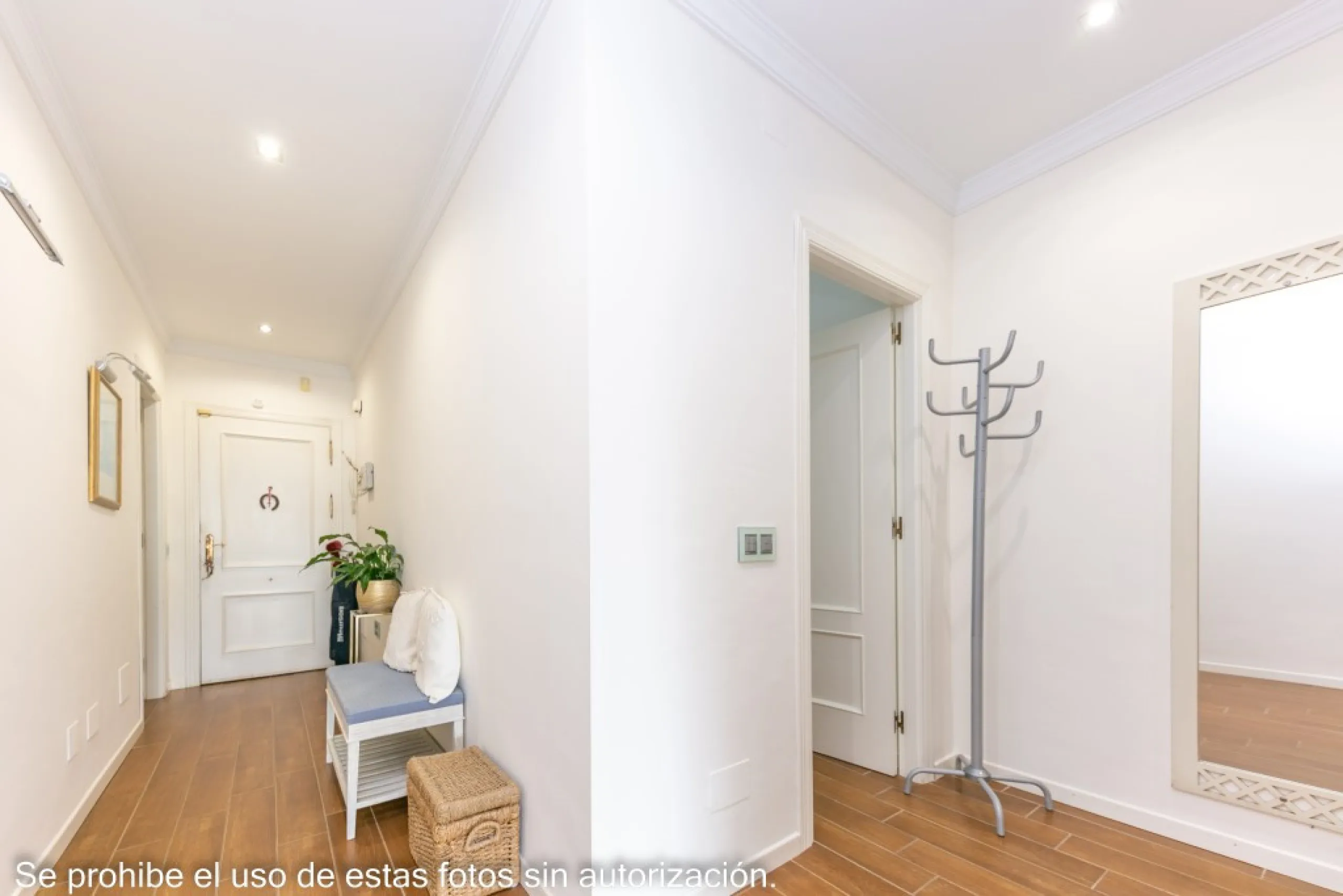Large apartment in La Cala de Mijas on the second line of the beach.