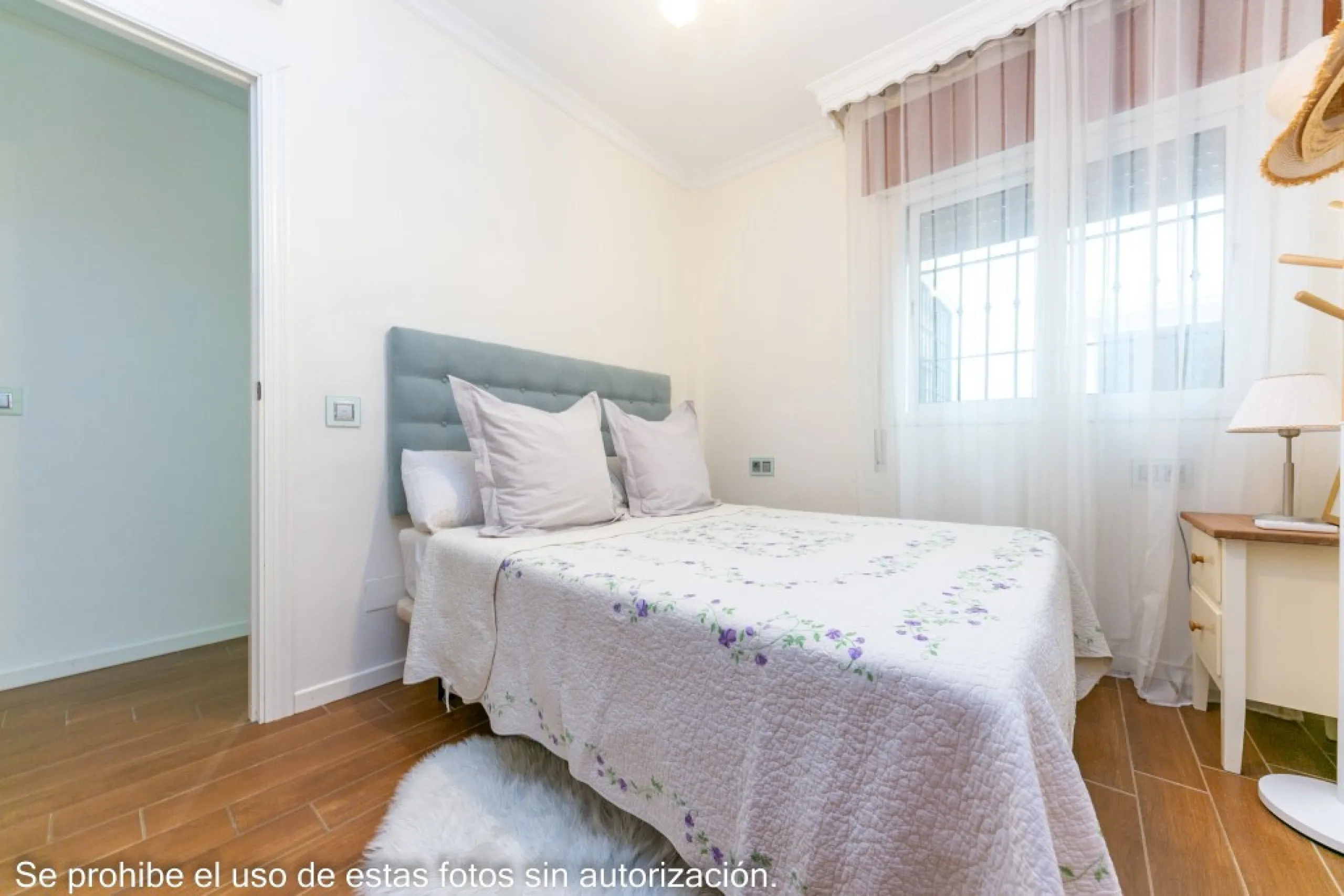 Large apartment in La Cala de Mijas on the second line of the beach.