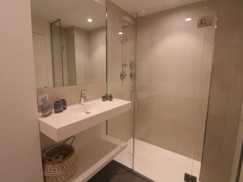 Fantastic  apartment located in the sought-after area  Higueron. The apartment is ready to move into. This beautiful apartment consists of two bedrooms and two lovely large bathrooms. Modern kitchen with everything and open to the beautiful living/dining 