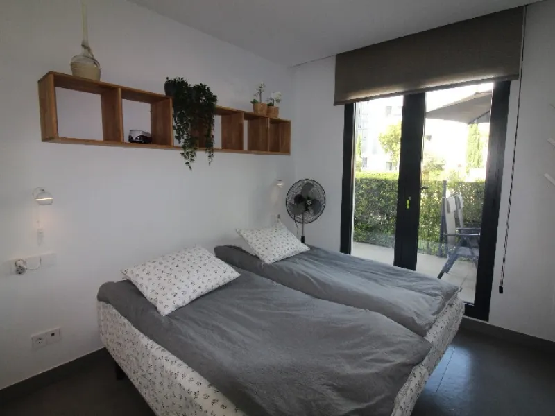 Fantastic  apartment located in the sought-after area  Higueron. The apartment is ready to move into. This beautiful apartment consists of two bedrooms and two lovely large bathrooms. Modern kitchen with everything and open to the beautiful living/dining 