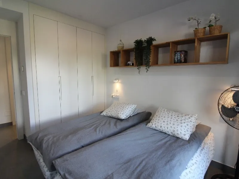 Fantastic  apartment located in the sought-after area  Higueron. The apartment is ready to move into. This beautiful apartment consists of two bedrooms and two lovely large bathrooms. Modern kitchen with everything and open to the beautiful living/dining 
