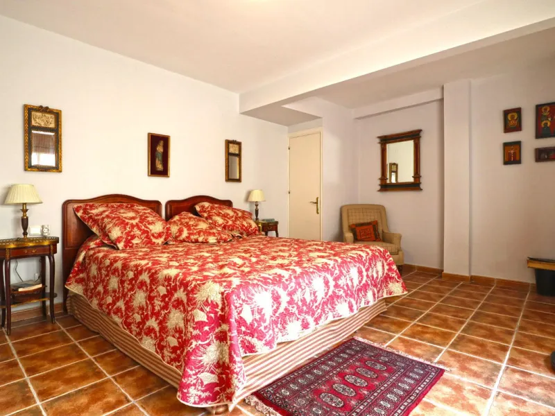 Apartment - Middle Floor Apartment в продаже в Marbella, Málaga. В доме 2 спален и 2 ванных комнат. Площадь дома 120 м²