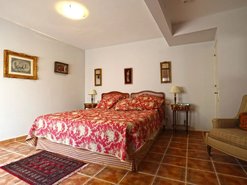 Apartment - Middle Floor Apartment в продаже в Marbella, Málaga. В доме 2 спален и 2 ванных комнат. Площадь дома 120 м²
