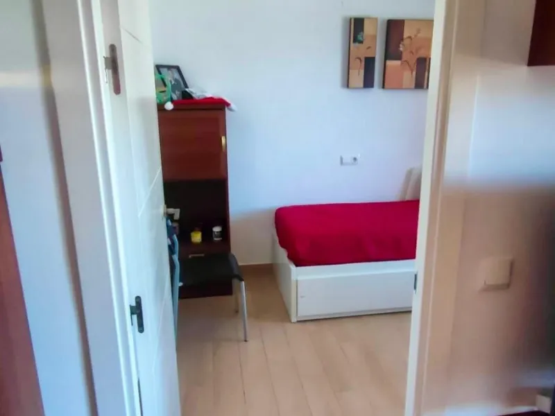 Apartment - Middle Floor Apartment в продаже в Mijas, Málaga. В доме 3 спален и 1 ванных комнат. Площадь дома 73 м²