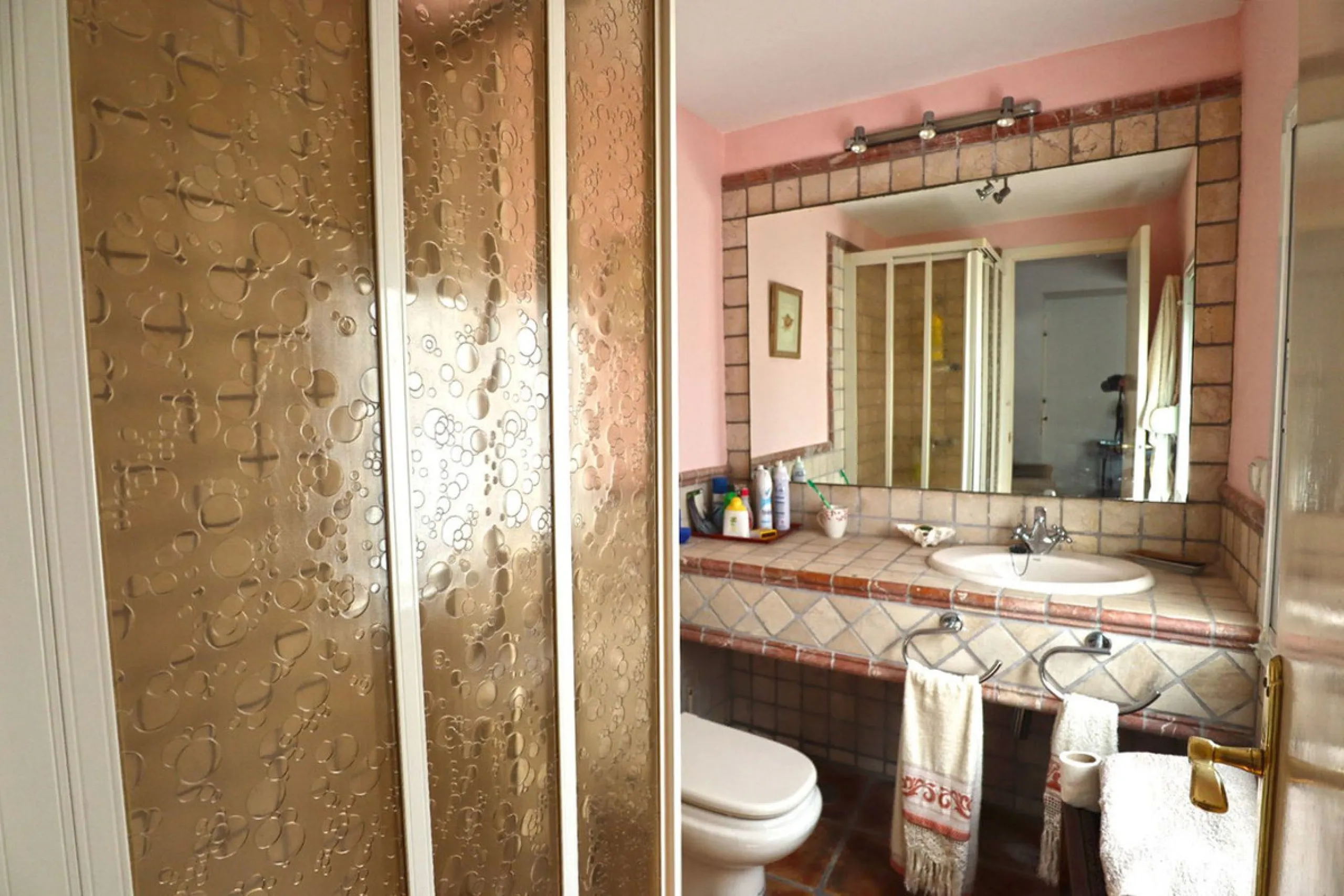 Apartment - Middle Floor Apartment в продаже в Marbella, Málaga. В доме 2 спален и 2 ванных комнат. Площадь дома 120 м²