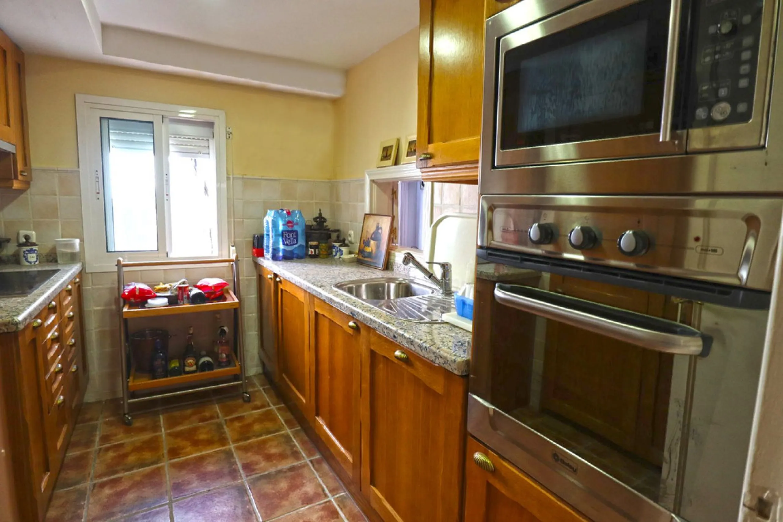 Apartment - Middle Floor Apartment в продаже в Marbella, Málaga. В доме 2 спален и 2 ванных комнат. Площадь дома 120 м²