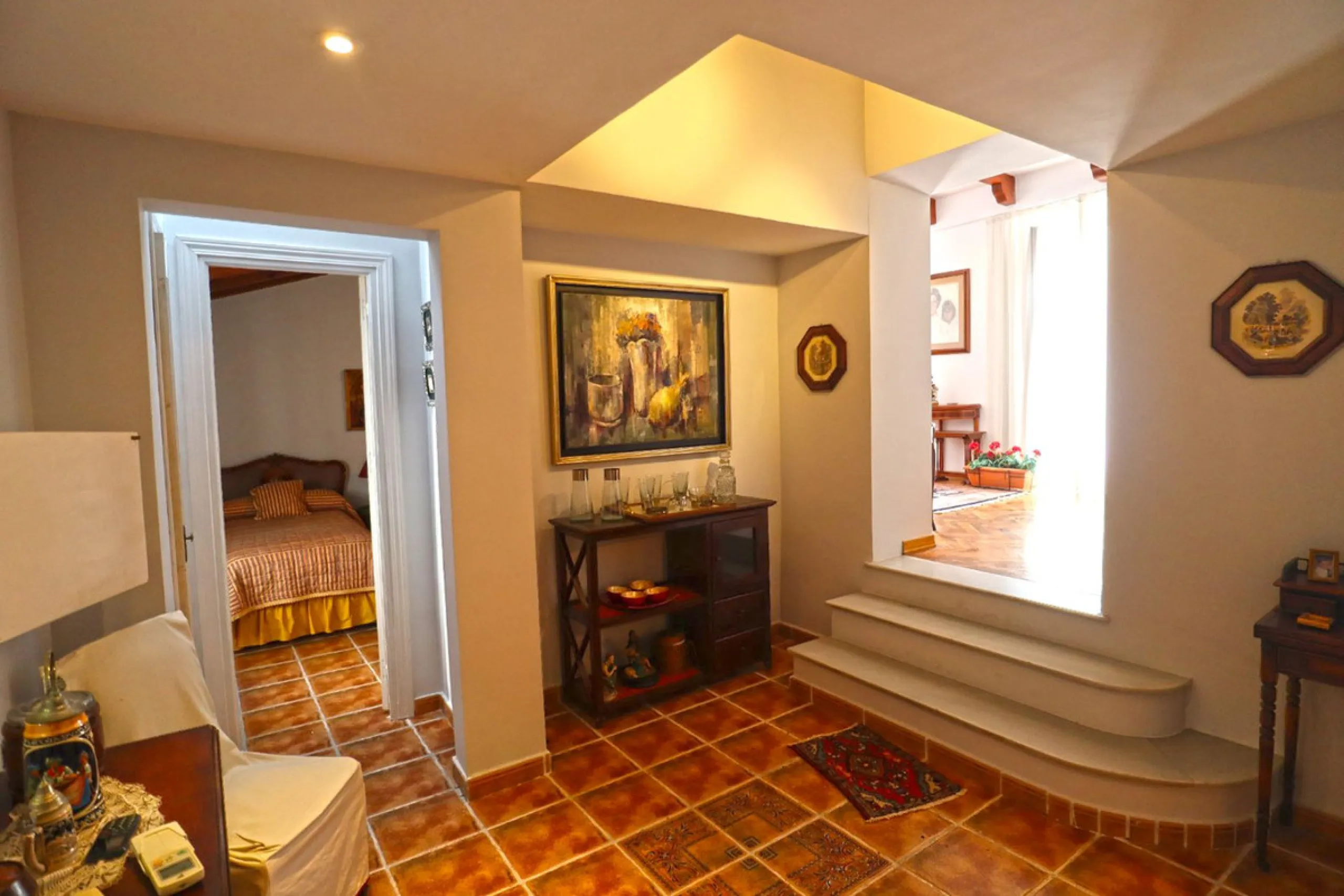 Apartment - Middle Floor Apartment в продаже в Marbella, Málaga. В доме 2 спален и 2 ванных комнат. Площадь дома 120 м²